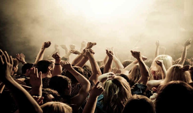 Deus procura adorador ou adoração?