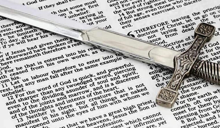 Salmo 149 – A palavra de Deus é espada de dois gumes